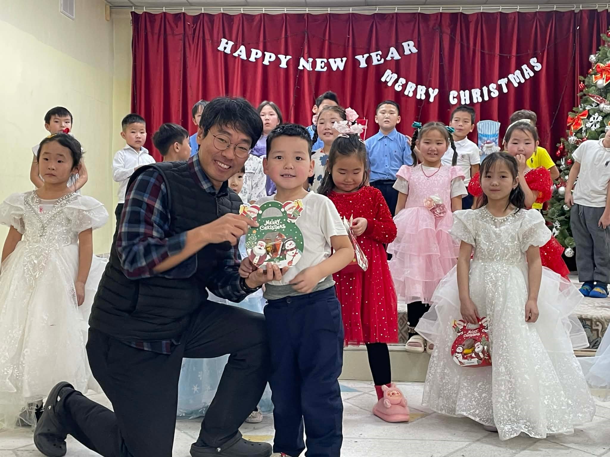 8ff571c6-b80b-4038-8f49-9bd10586859e